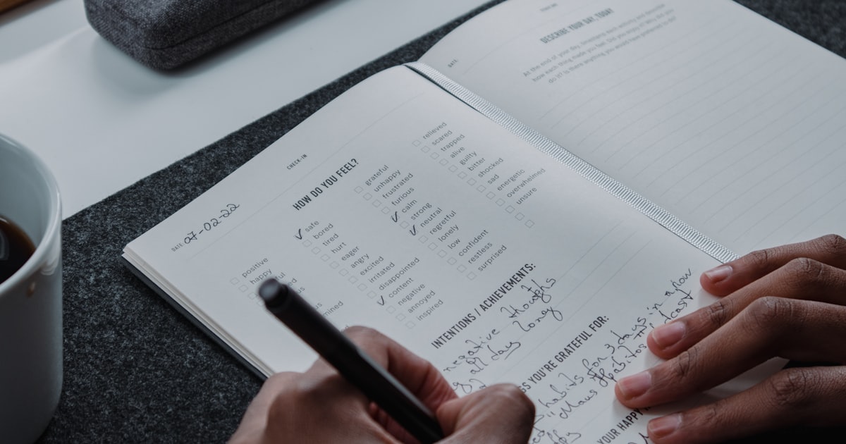 Clinical Records for Therapists: Complete Guide (APA + HIPAA)
